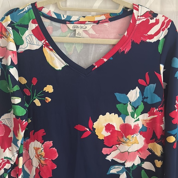 The Pioneer Woman, V Neck, Navy Floral Print Top, Size Small - Picture 2 of 5